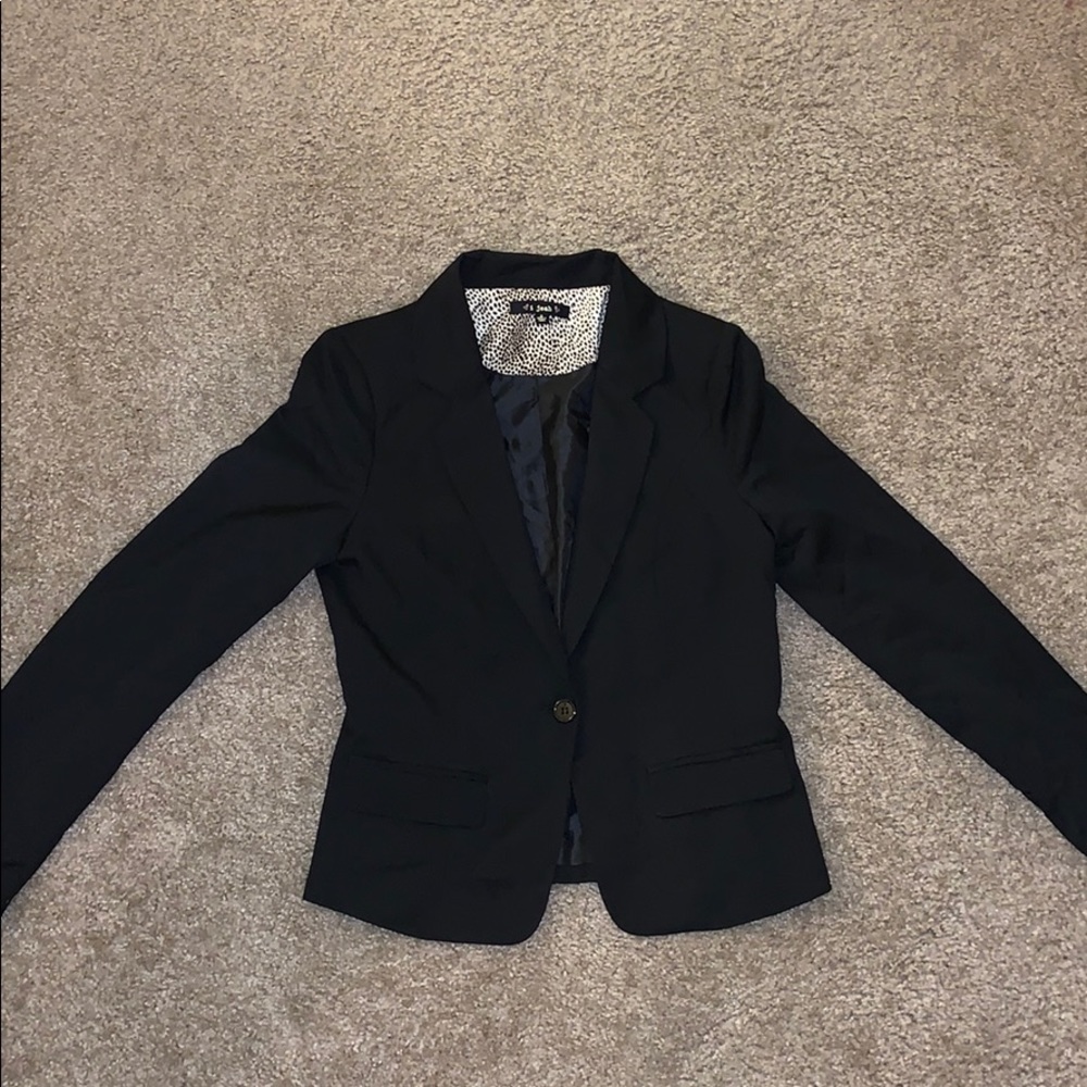 Black Blazer